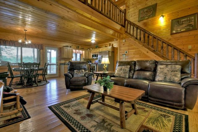 587 Candy Lane, Ellijay, IA 50512