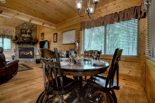 587 Candy Lane, Ellijay, IA 50512