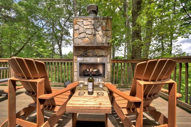 587 Candy Lane, Ellijay, IA 50512