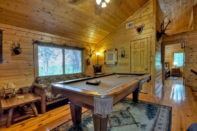 587 Candy Lane, Ellijay, IA 50512