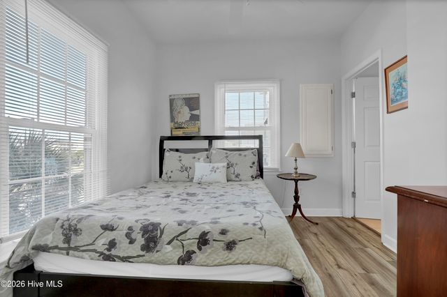 36 Porpoise Place, Sneads Ferry, NC 28460