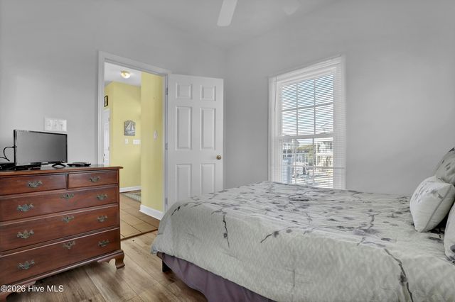 36 Porpoise Place, Sneads Ferry, NC 28460