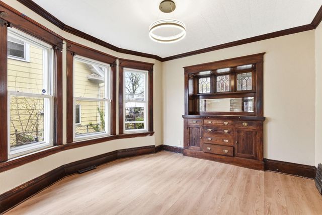 345 Cook Avenue E, Saint Paul, MN 55130