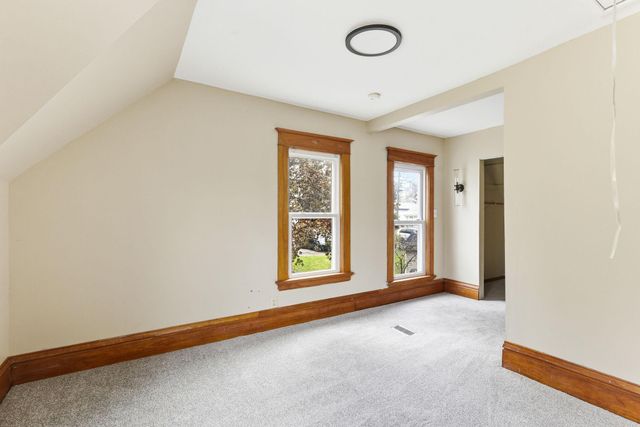 345 Cook Avenue E, Saint Paul, MN 55130