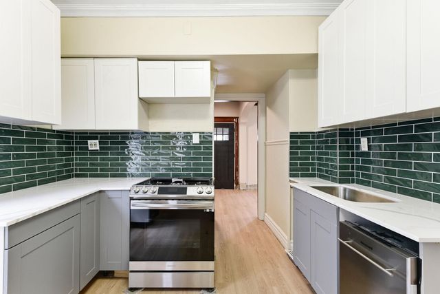 345 Cook Avenue E, Saint Paul, MN 55130