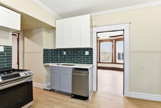 345 Cook Avenue E, Saint Paul, MN 55130