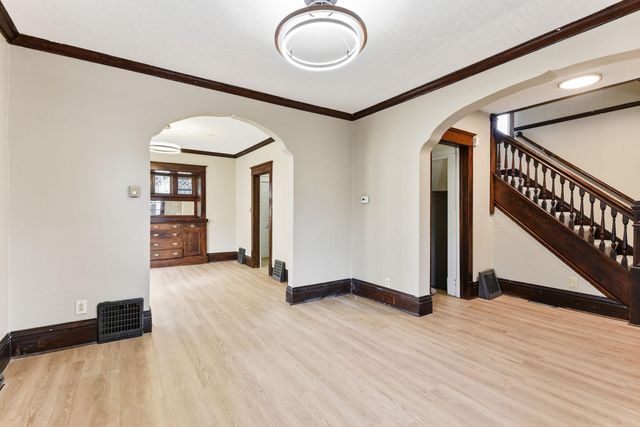 345 Cook Avenue E, Saint Paul, MN 55130