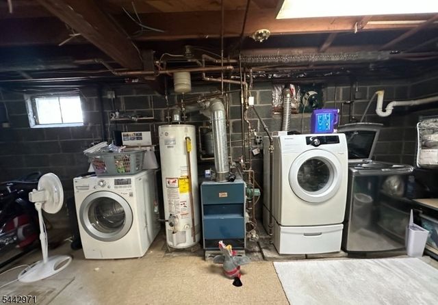 89 Knolls Rd, Bloomingdale Boro, NJ 07403