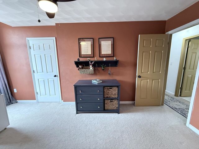 4670 Brookridge RD, Roanoke, VA 24014