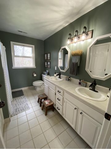 4670 Brookridge RD, Roanoke, VA 24014