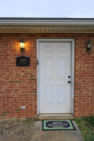 4670 Brookridge RD, Roanoke, VA 24014