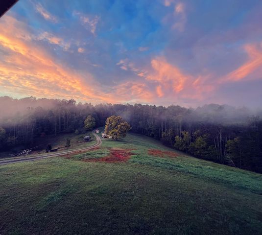 4670 Brookridge RD, Roanoke, VA 24014