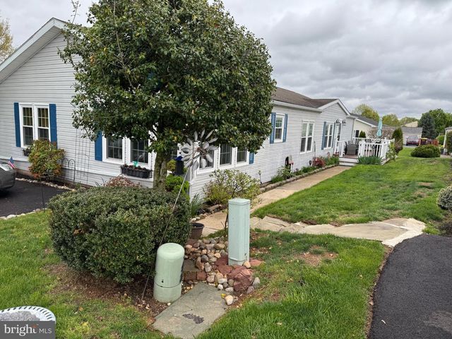 103 LILAC PL, Royersford, PA 19468