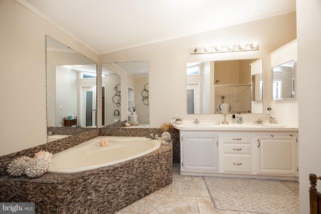 103 LILAC PL, Royersford, PA 19468