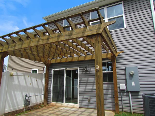 609 Preakness Run, Spartanburg, SC 29301