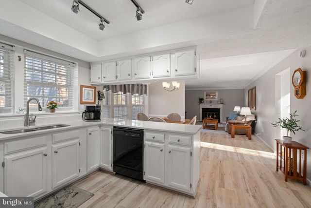 8510 CLEARRIDGE LN, Manassas, VA 20110