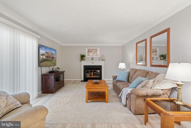 8510 CLEARRIDGE LN, Manassas, VA 20110