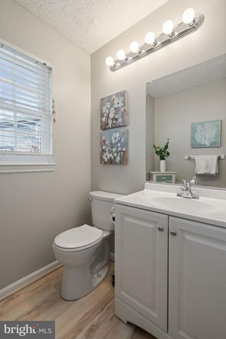 8510 CLEARRIDGE LN, Manassas, VA 20110