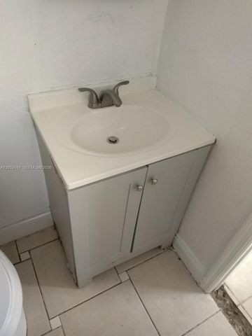 1829 N A Street 25, Lake Worth, FL 33460
