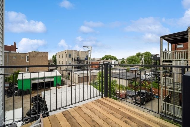 1100 S Western Avenue 3F, Chicago, IL 60612