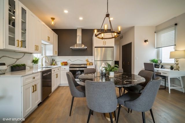 1100 S Western Avenue 3F, Chicago, IL 60612