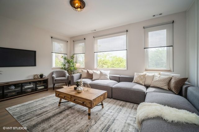 1100 S Western Avenue 3F, Chicago, IL 60612