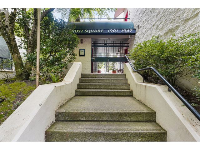 1947 Nw HOYT St, Portland, OR 97209