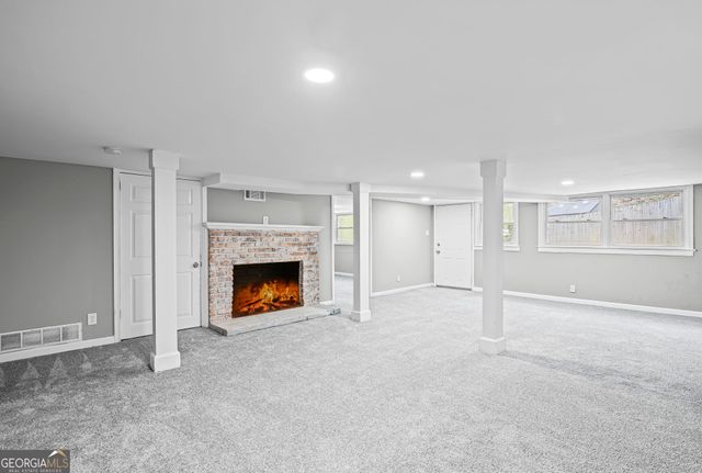 2790 Collier Drive NW, Atlanta, GA 30318