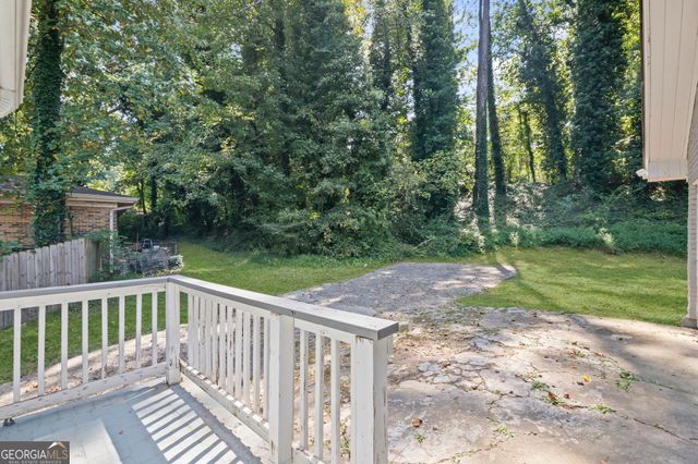 2790 Collier Drive NW, Atlanta, GA 30318