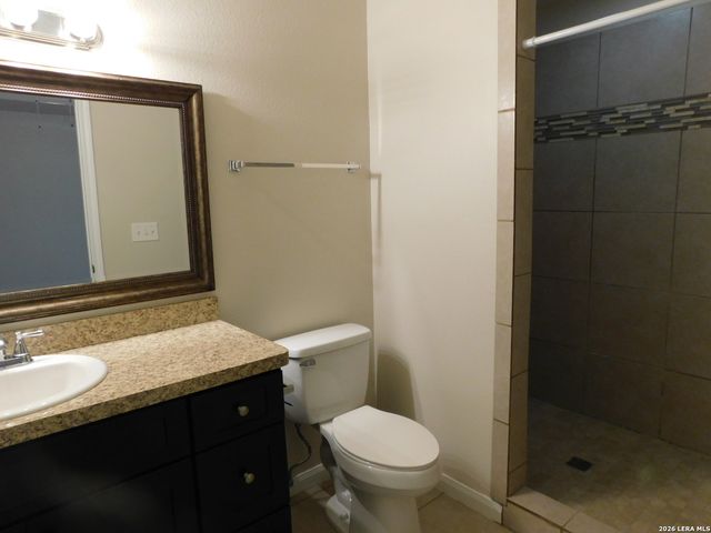 6850 Walnut Valley, San Antonio, TX 78242