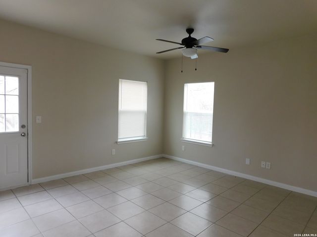 6850 Walnut Valley, San Antonio, TX 78242