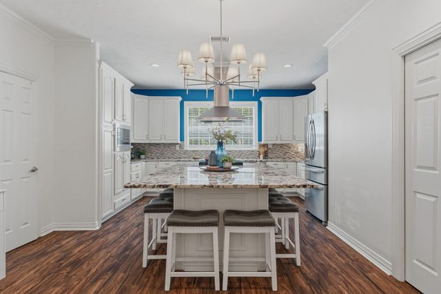 39 Creek Forest Lane, Conroe, TX 77384