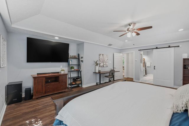 39 Creek Forest Lane, Conroe, TX 77384
