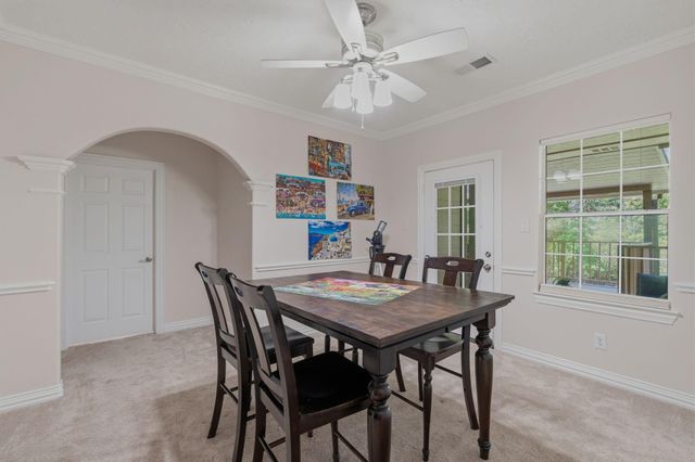 39 Creek Forest Lane, Conroe, TX 77384