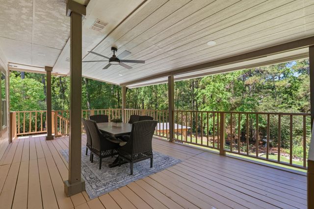 39 Creek Forest Lane, Conroe, TX 77384