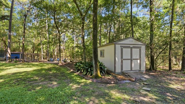 39 Creek Forest Lane, Conroe, TX 77384