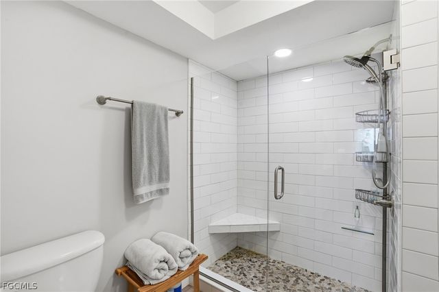 300 Horse Creek DR 307, Naples, FL 34110