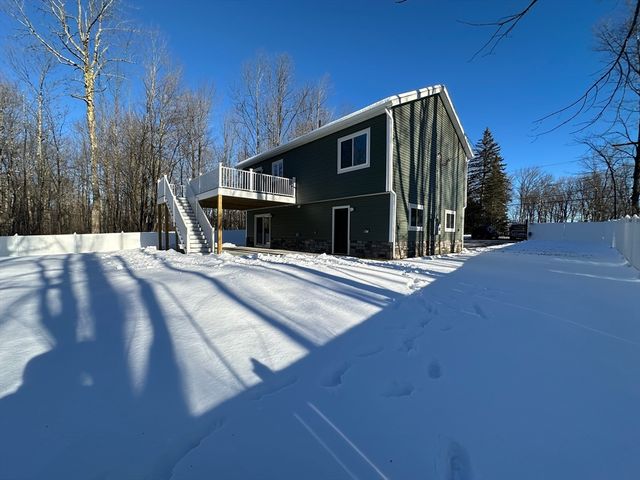 102 Wells Road, Becket, MA 01223