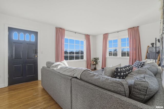 4921 N EVERTS Court, Peoria, IL 61614