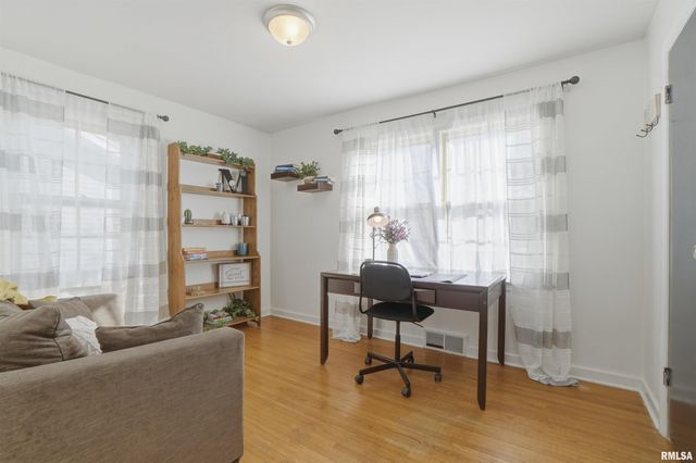 4921 N EVERTS Court, Peoria, IL 61614