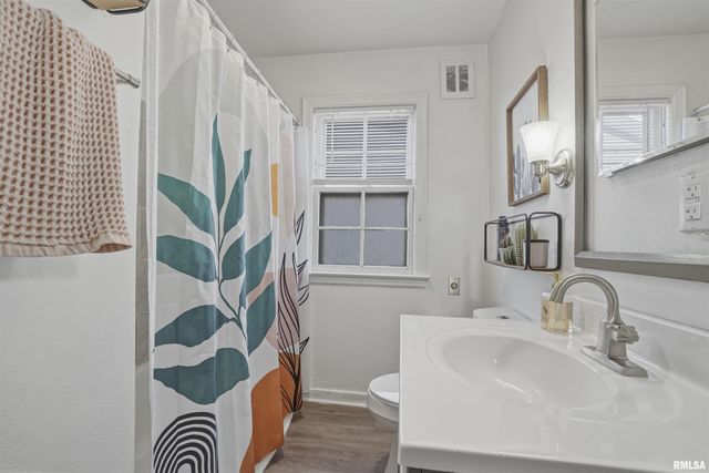 4921 N EVERTS Court, Peoria, IL 61614