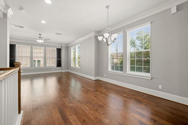 6703 Highclere Manor Lane, Houston, TX 77055