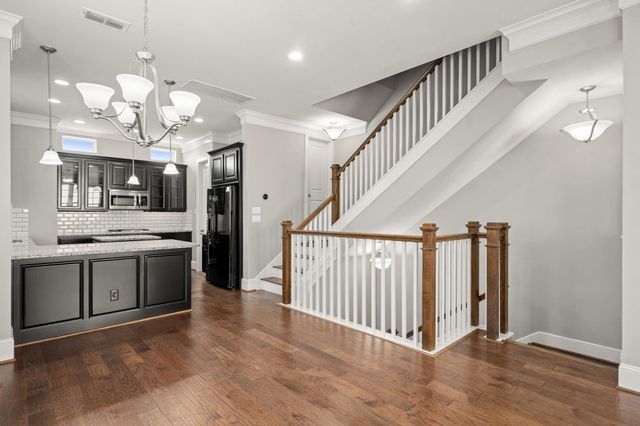 6703 Highclere Manor Lane, Houston, TX 77055