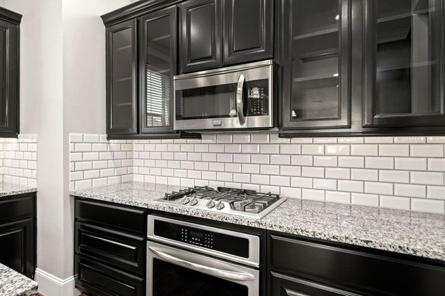 6703 Highclere Manor Lane, Houston, TX 77055