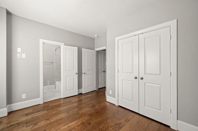 6703 Highclere Manor Lane, Houston, TX 77055