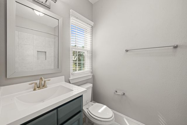 6703 Highclere Manor Lane, Houston, TX 77055