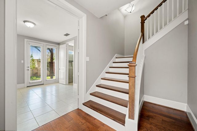 6703 Highclere Manor Lane, Houston, TX 77055