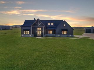 170 Dollie Road, Grandview, TX 76064