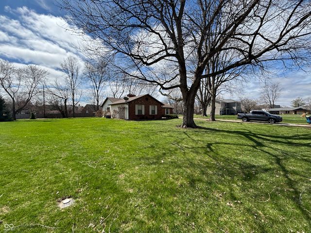 3319 Annally Drive, Carmel, IN 46032