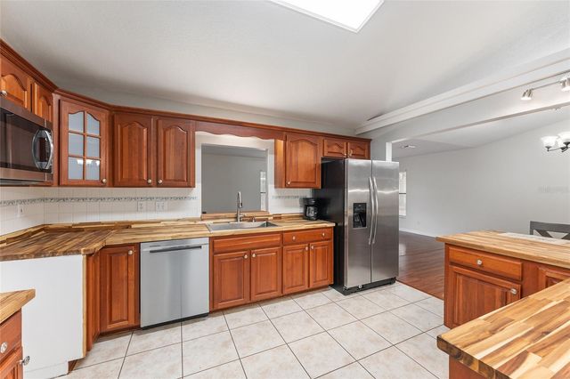 10 PECAN PASS LOOP, Ocala, FL 34472